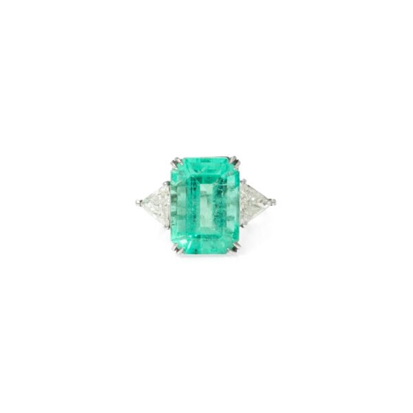 Alternative view of Anel Esmeralda e Diamantes Ouro Branco